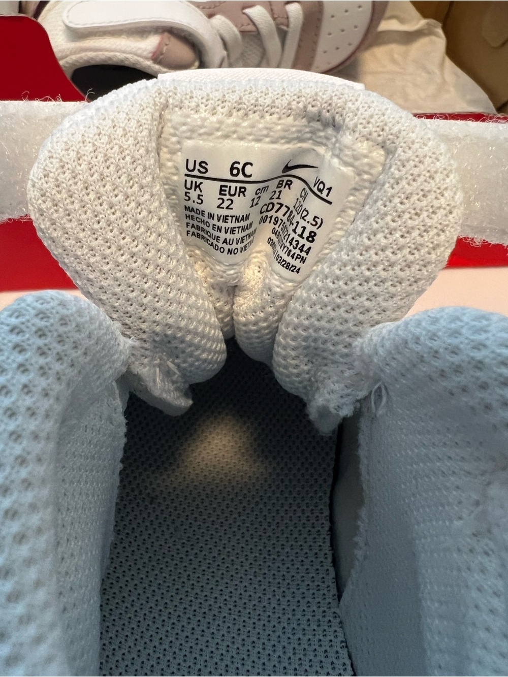 Nike Court Borough mid 2 White Burgundy Crush Sneakers 6c Toddler - Picture 6 of 8